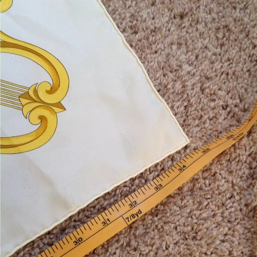 Hermès Scarf Orgauphone et Autres Mecaniques Silk